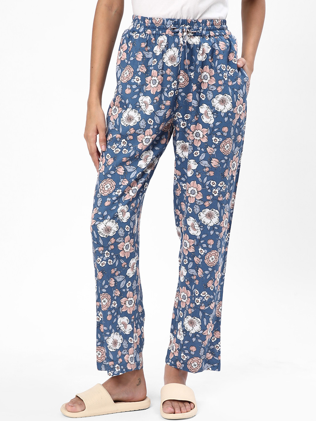 

R&B Floral Printed Mid-Rise Lounge Pants, Navy blue