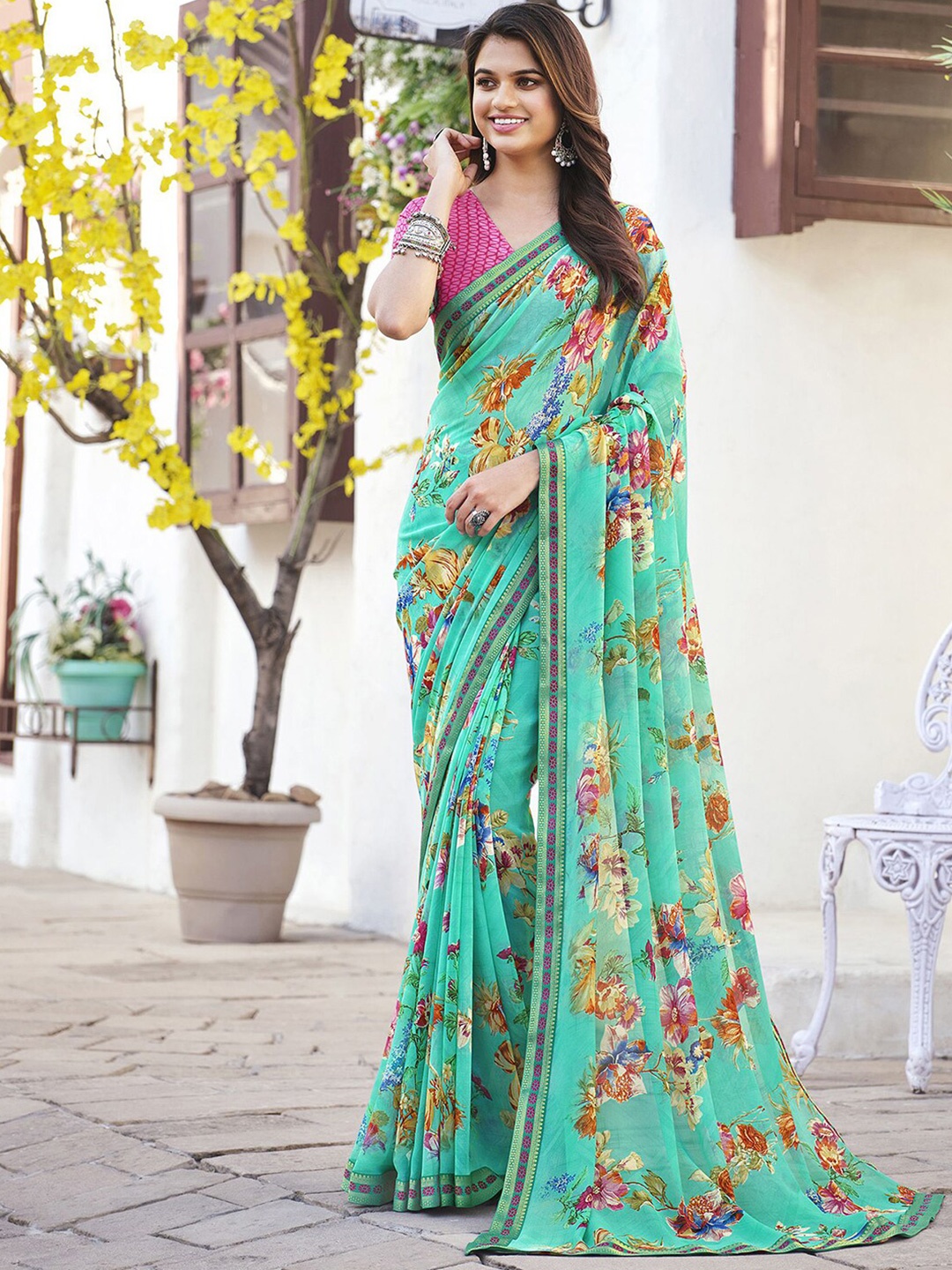 

Mitera Floral Printed Poly Georgette Saree, Green