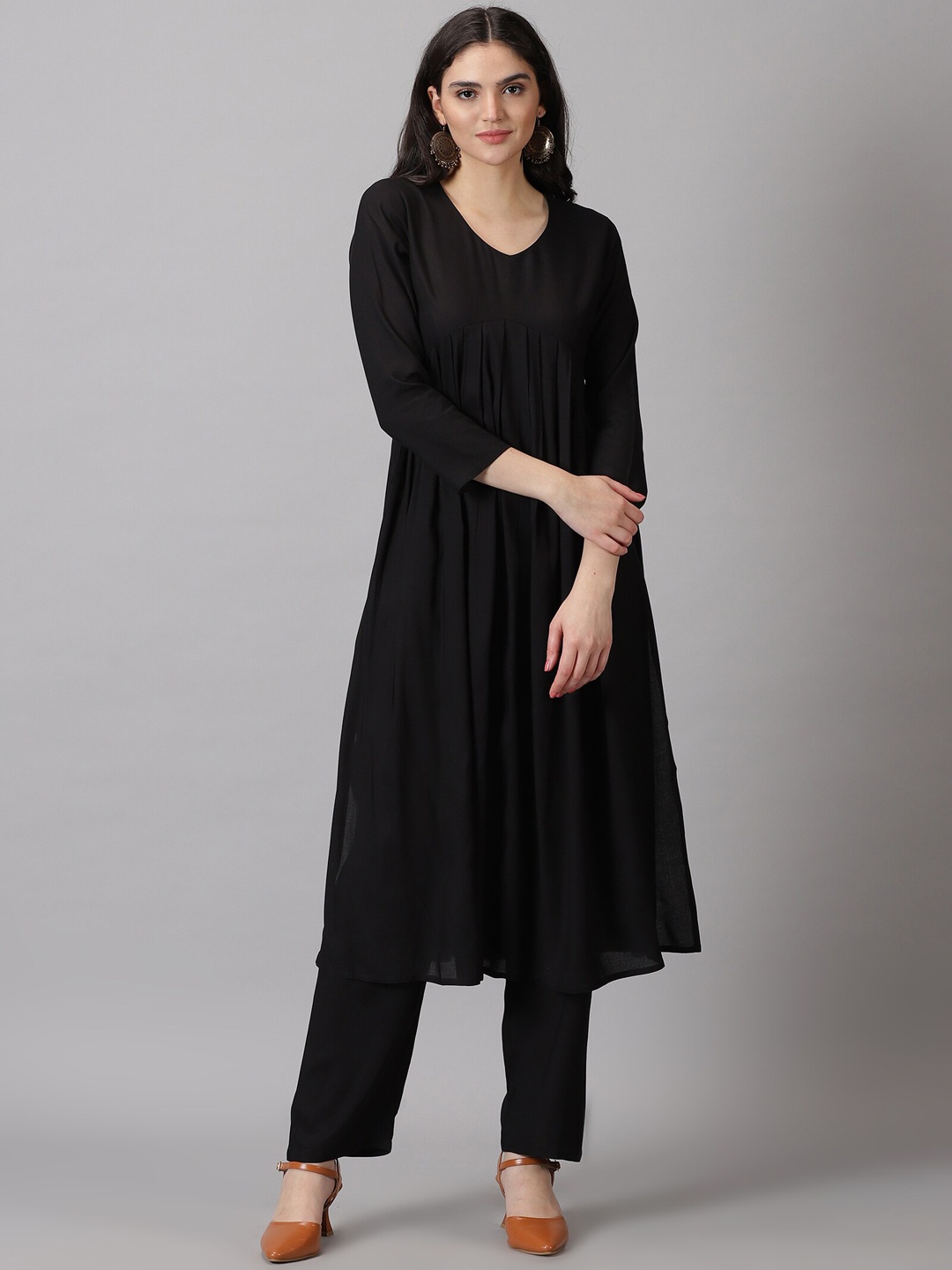 DRESSAR Solid Empire Pleated Kurta With Trousers, Black
