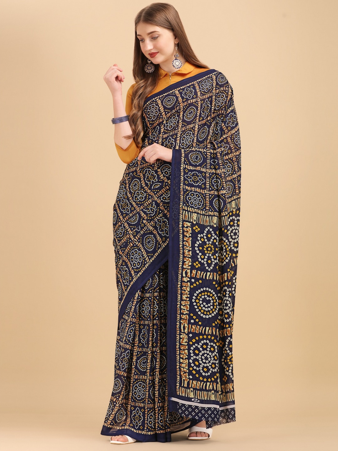 

Ishin Bandhani Pure Georgette Saree, Navy blue