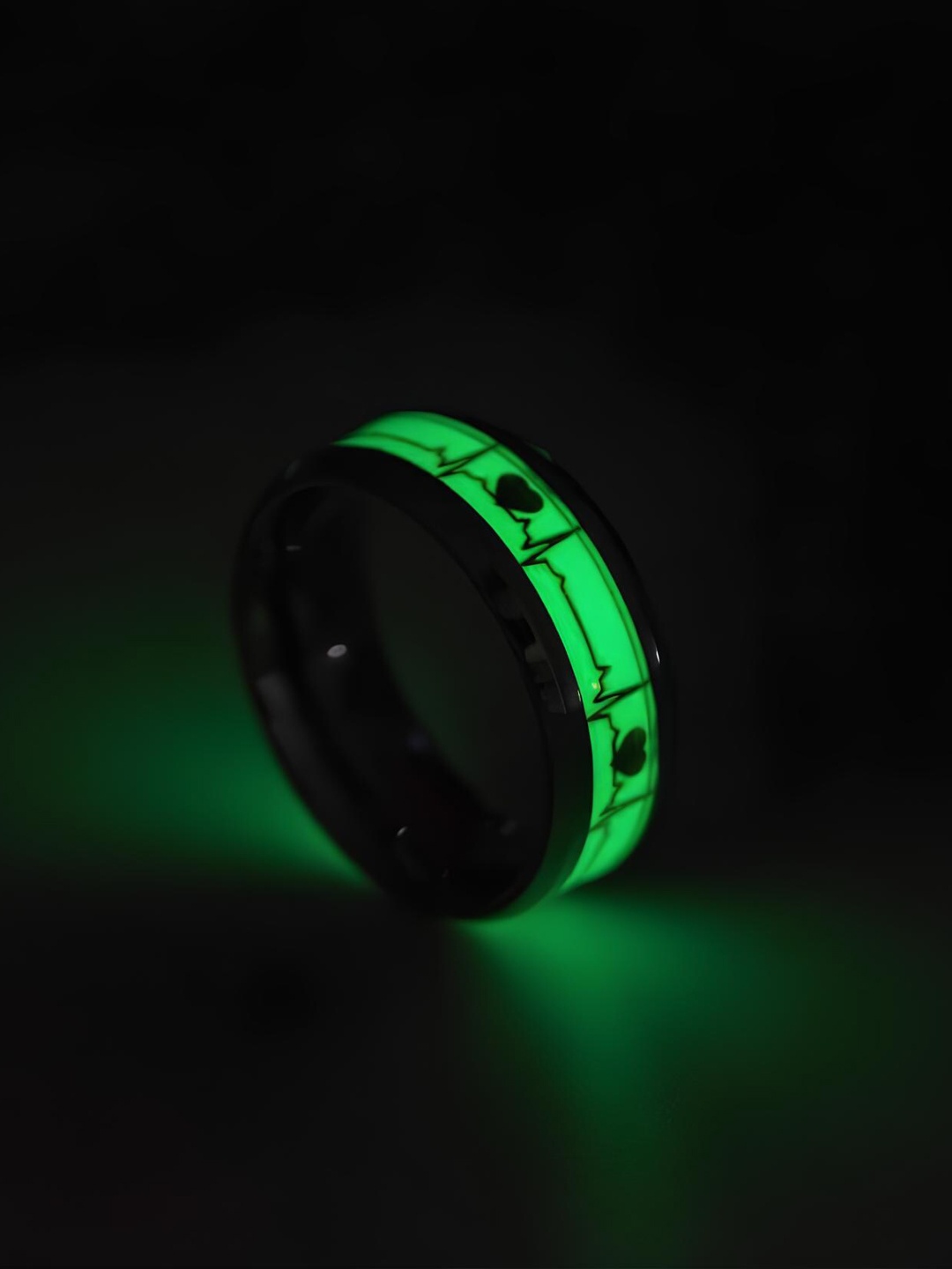 

KARISHMA KREATIONS Unisex Set Of 2 Glow Finger Rings, Black