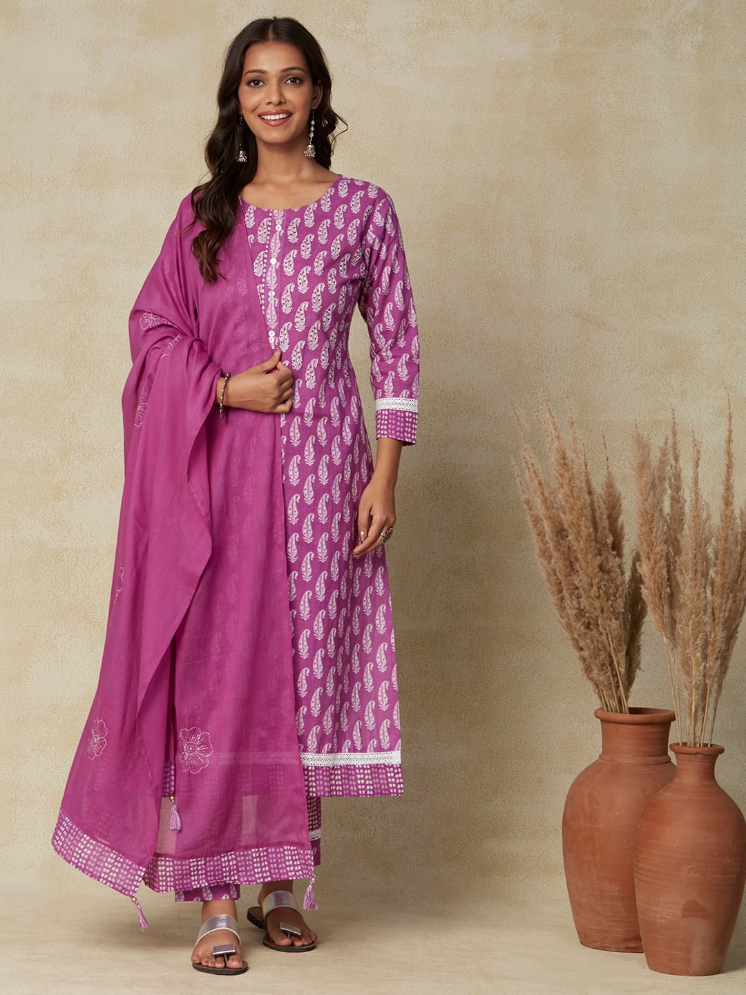 

FASHOR Purple Paisley Printed Pure Cotton Kurta with Trousers & Dupatta