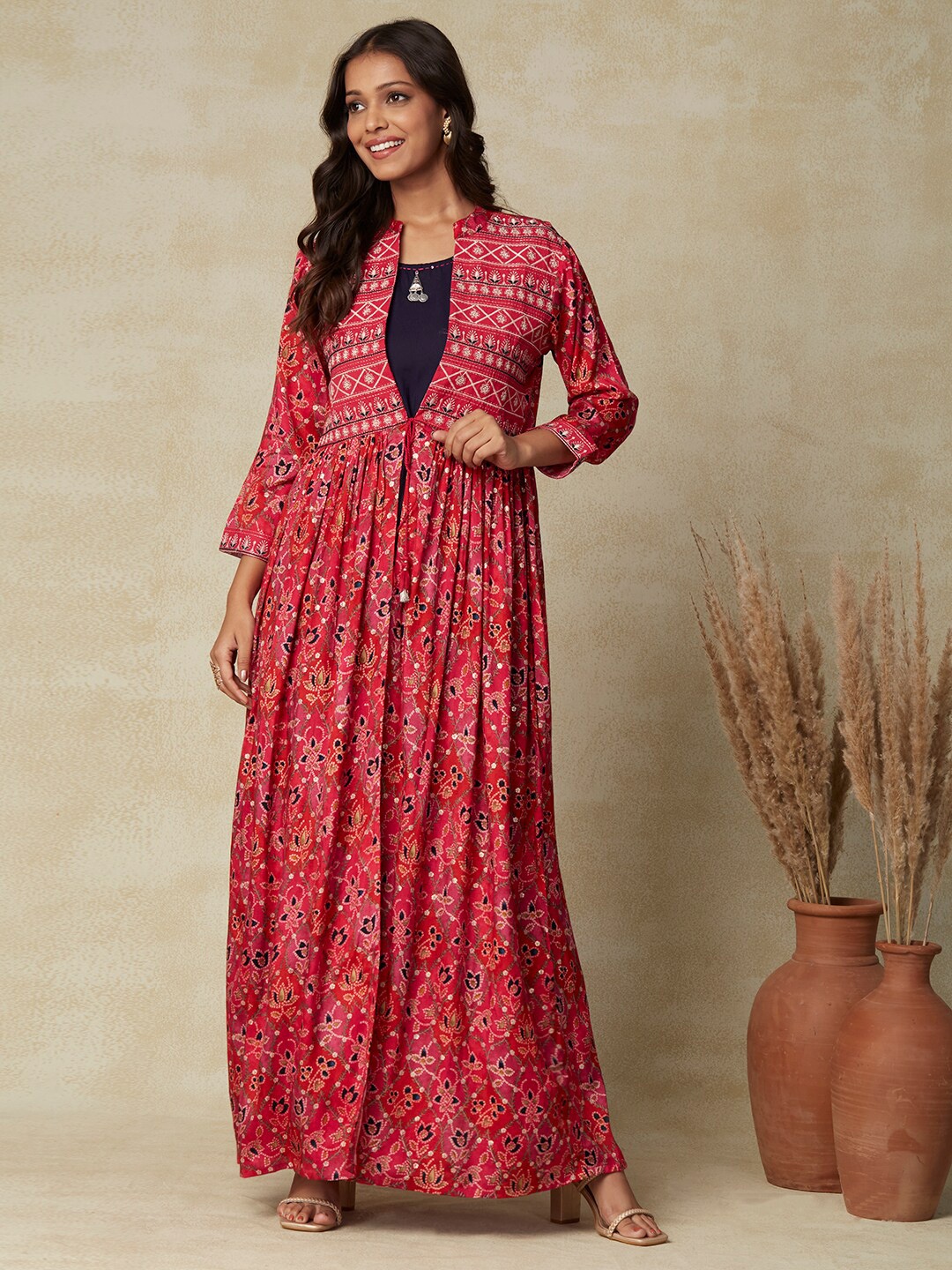 

FASHOR Navy Blue Floral Printed Gathered Detailed Maxi Dress With Jacket