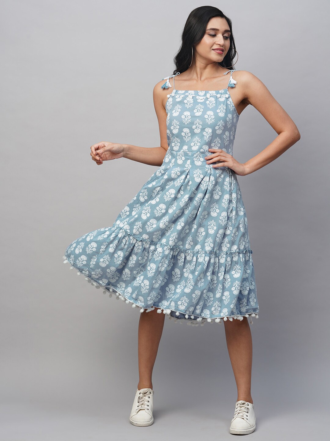 

HEEPOSH Floral Printed with Pom-Pom Detail Shoulder Strap Cotton A-Line Dress, Blue
