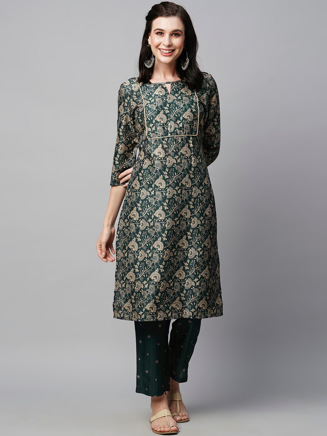 

HEEPOSH Ethnic Motifs Printed Mysore Silk Kurta With Trousers, Green