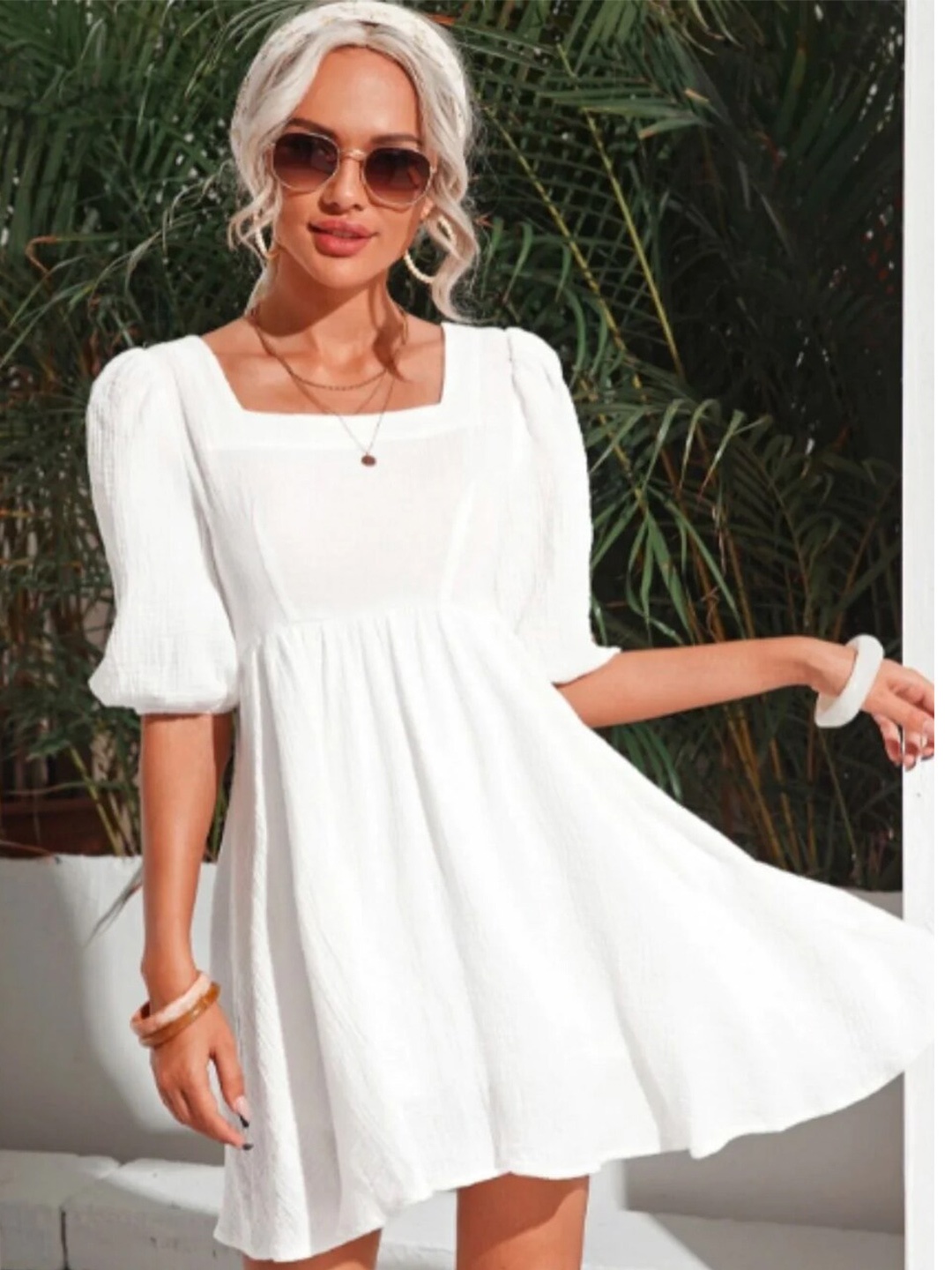 

Styched Puff Sleeves Tie Back Fit & Flare Dress, White