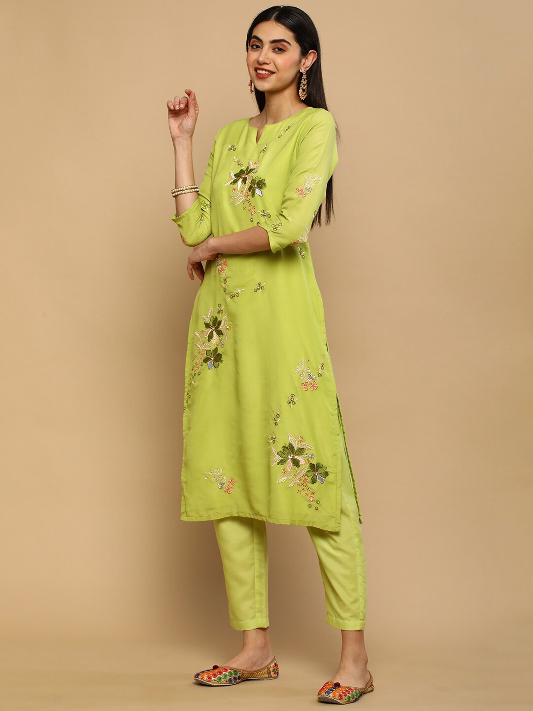 

HEEPOSH Floral Embroidered Sequinned Kurta & Trousers With Dupatta, Pink
