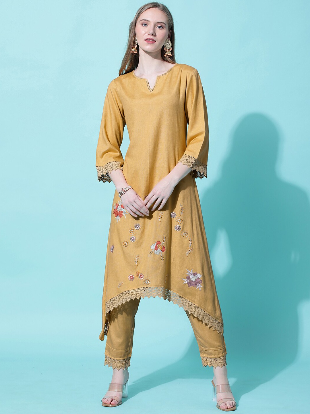 

HEEPOSH Floral Embroidered A-Line Kurta With Trousers & Dupatta, Gold