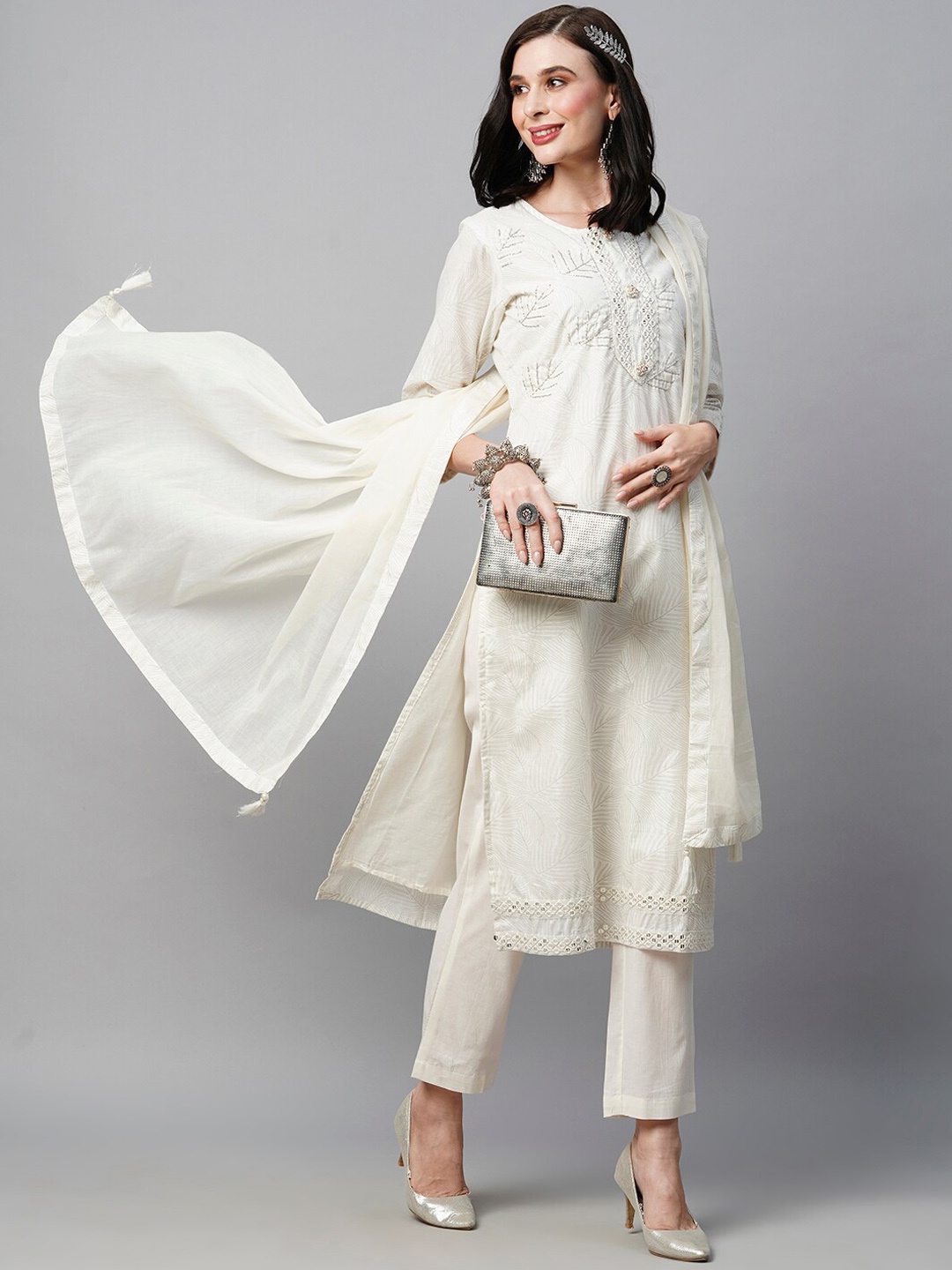 

HEEPOSH Yoke Design Regular Pure Cotton Kurta With Trousers & Dupatta, White