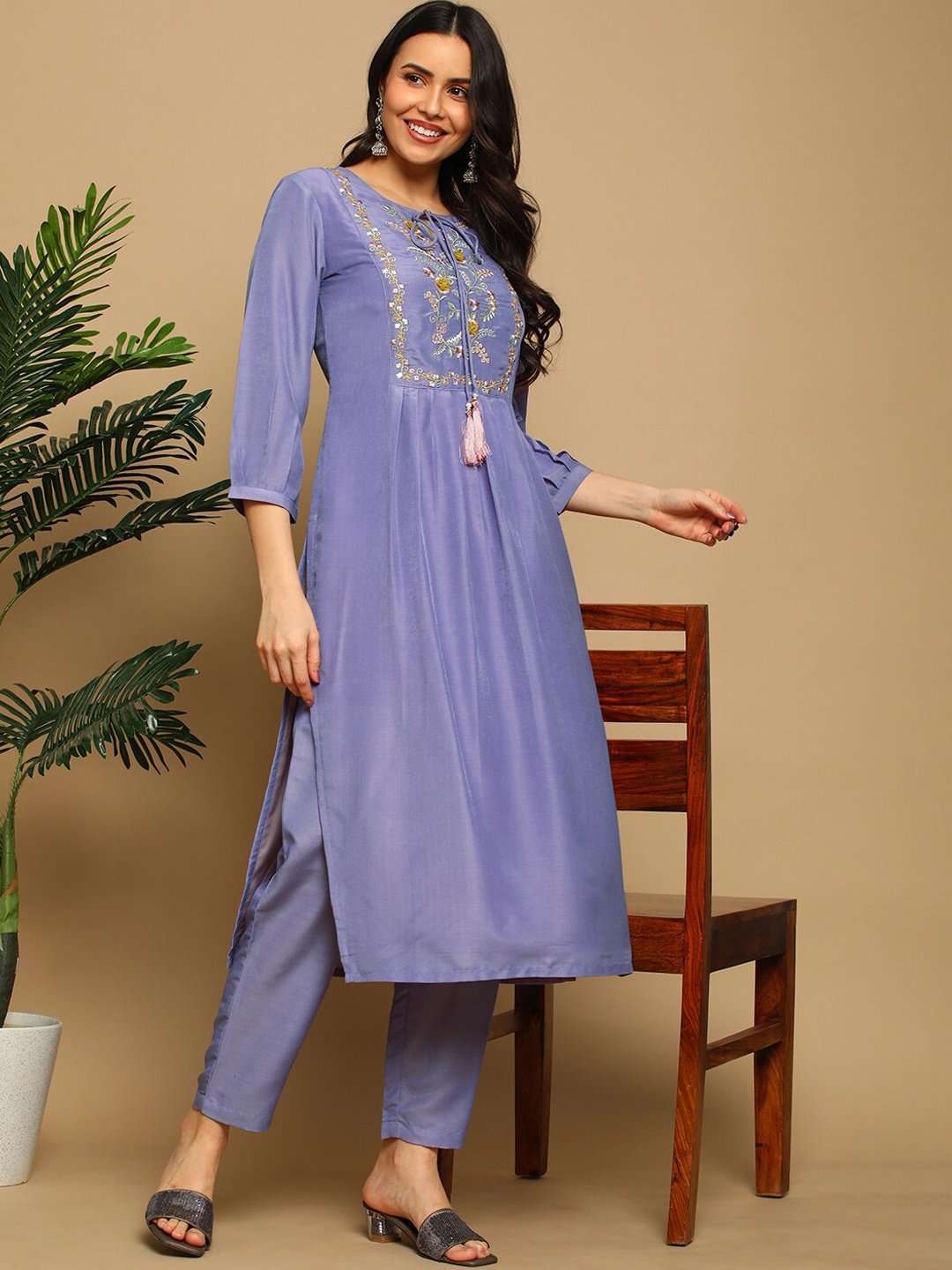 

HEEPOSH Floral Embroidered Pleated Kurta with Trousers, Purple