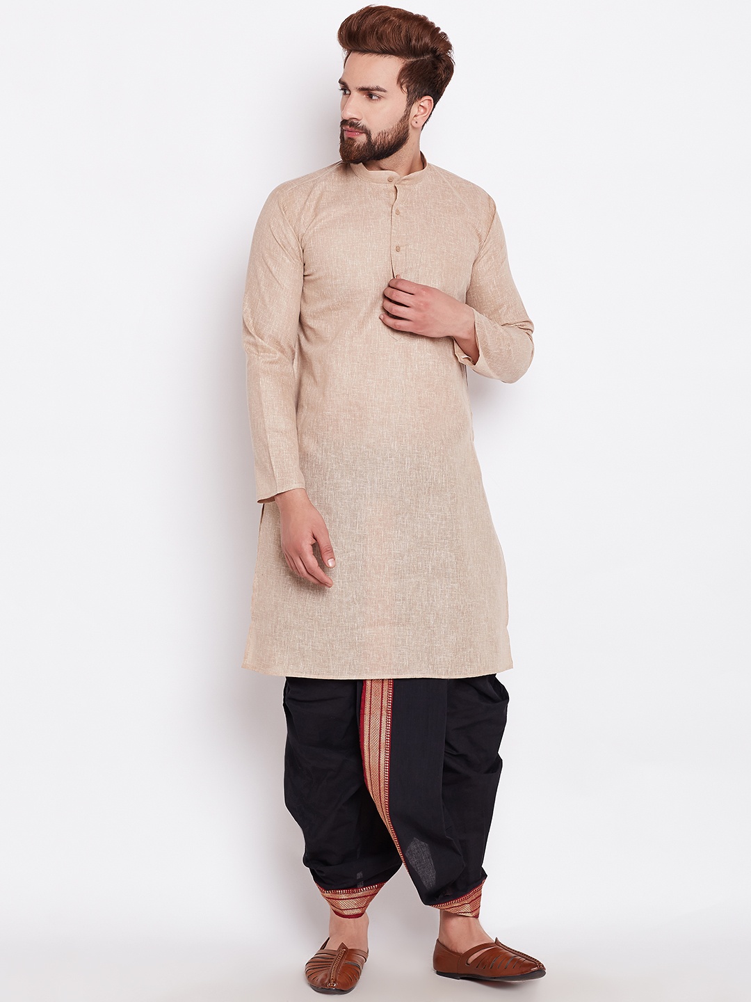 

SOJANYA Men Brown & Black Solid Kurta with Dhoti Pants