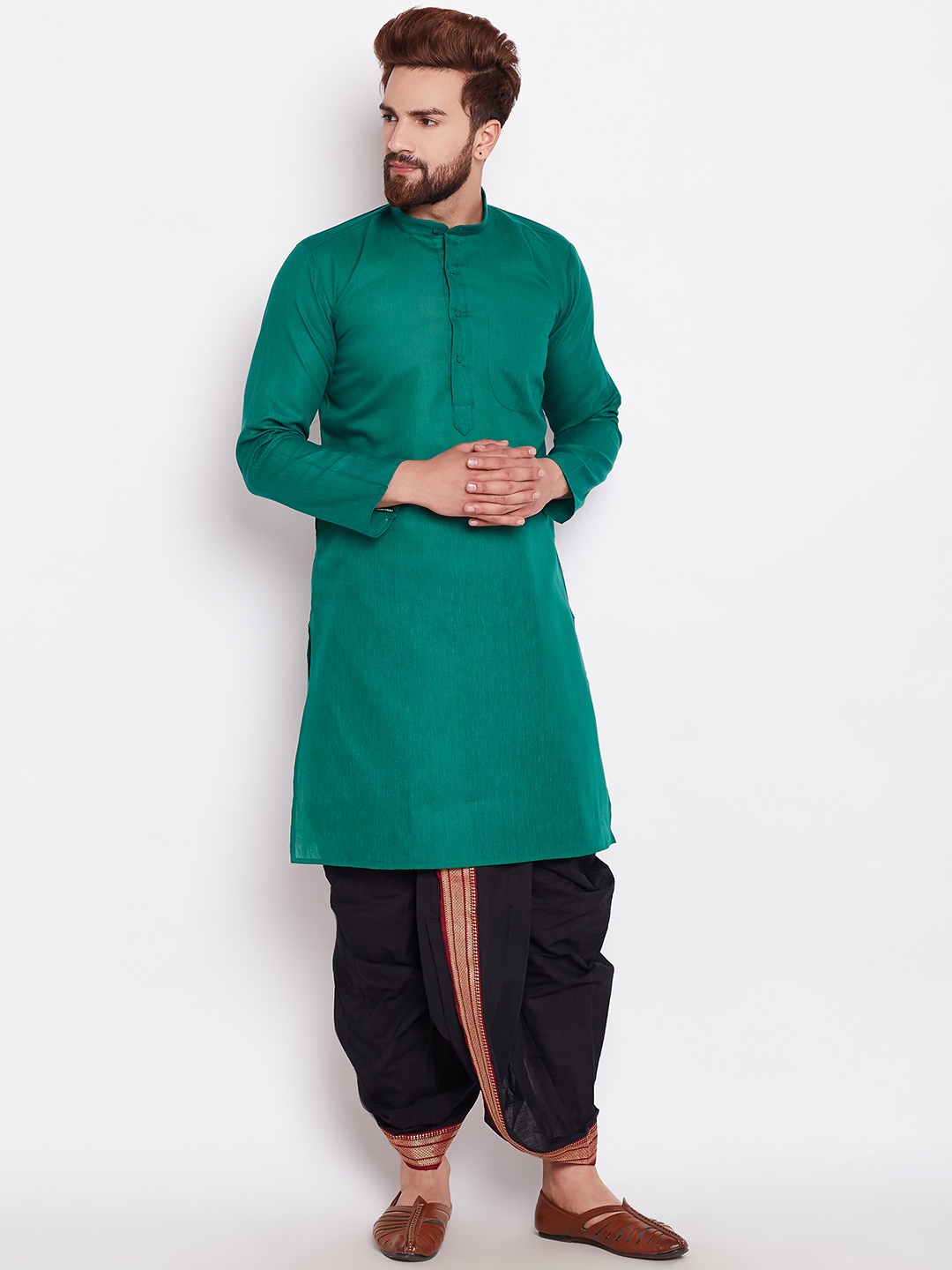 

SOJANYA Men Green & Black Solid Kurta with Dhoti Pants