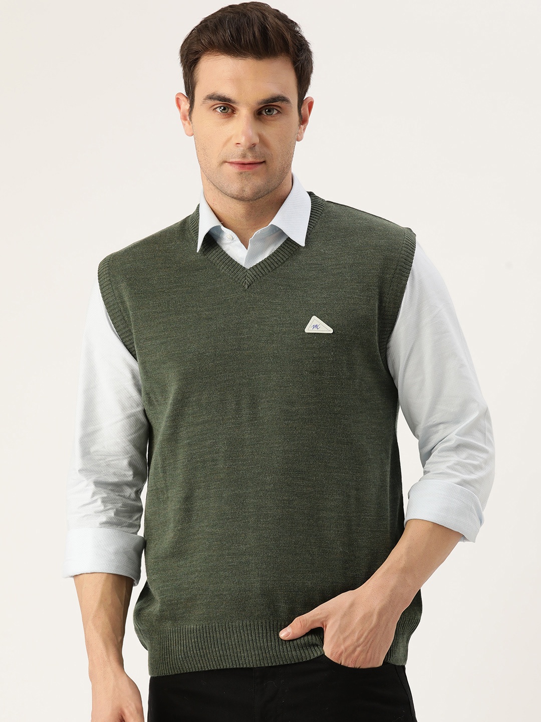 

Monte Carlo Fine Knit Sweater Vest, Olive
