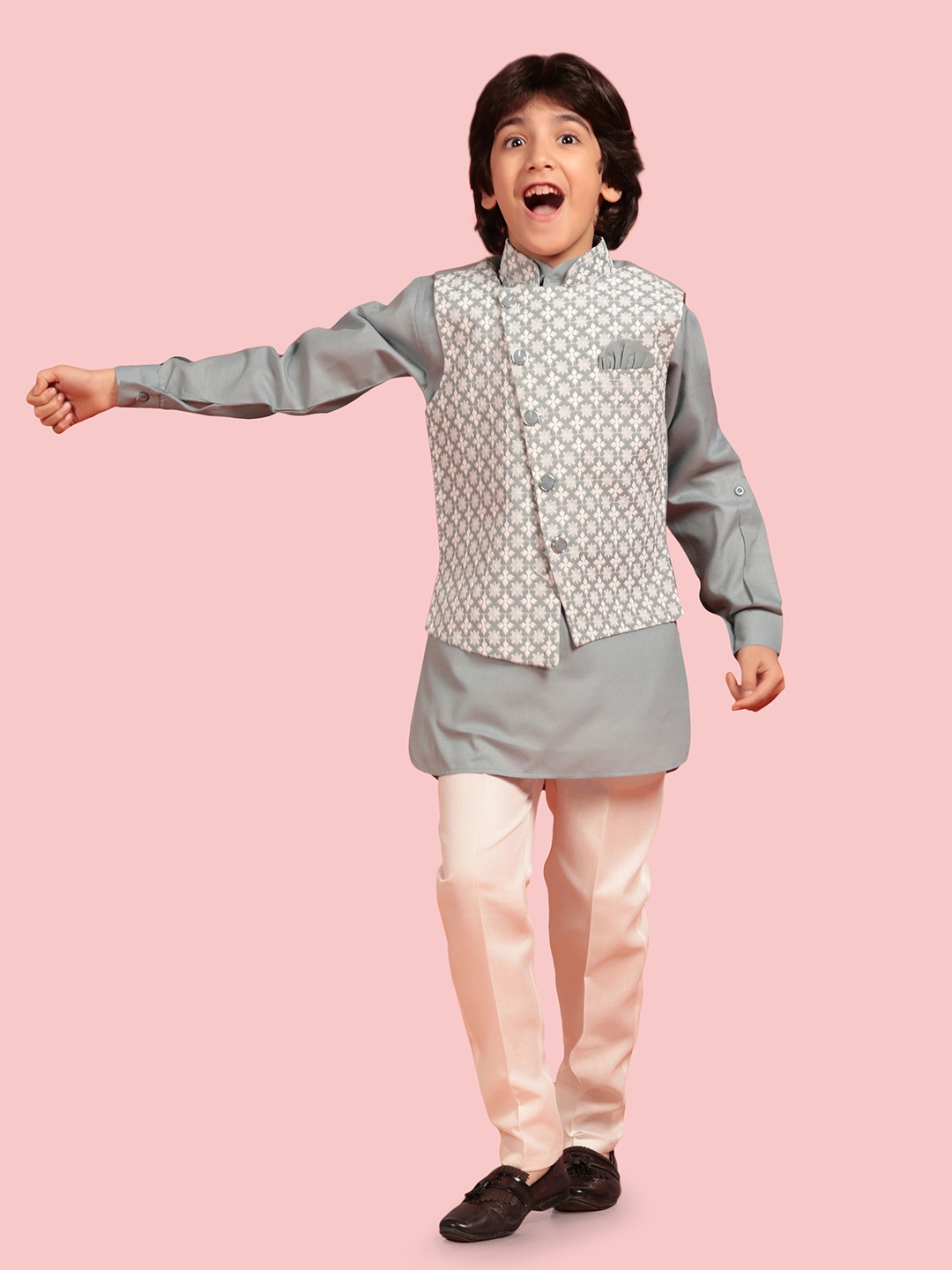 

Aj DEZInES Boys Band Collar Pure Cotton Straight Kurta & Trousers with Nehru Jacket, Grey