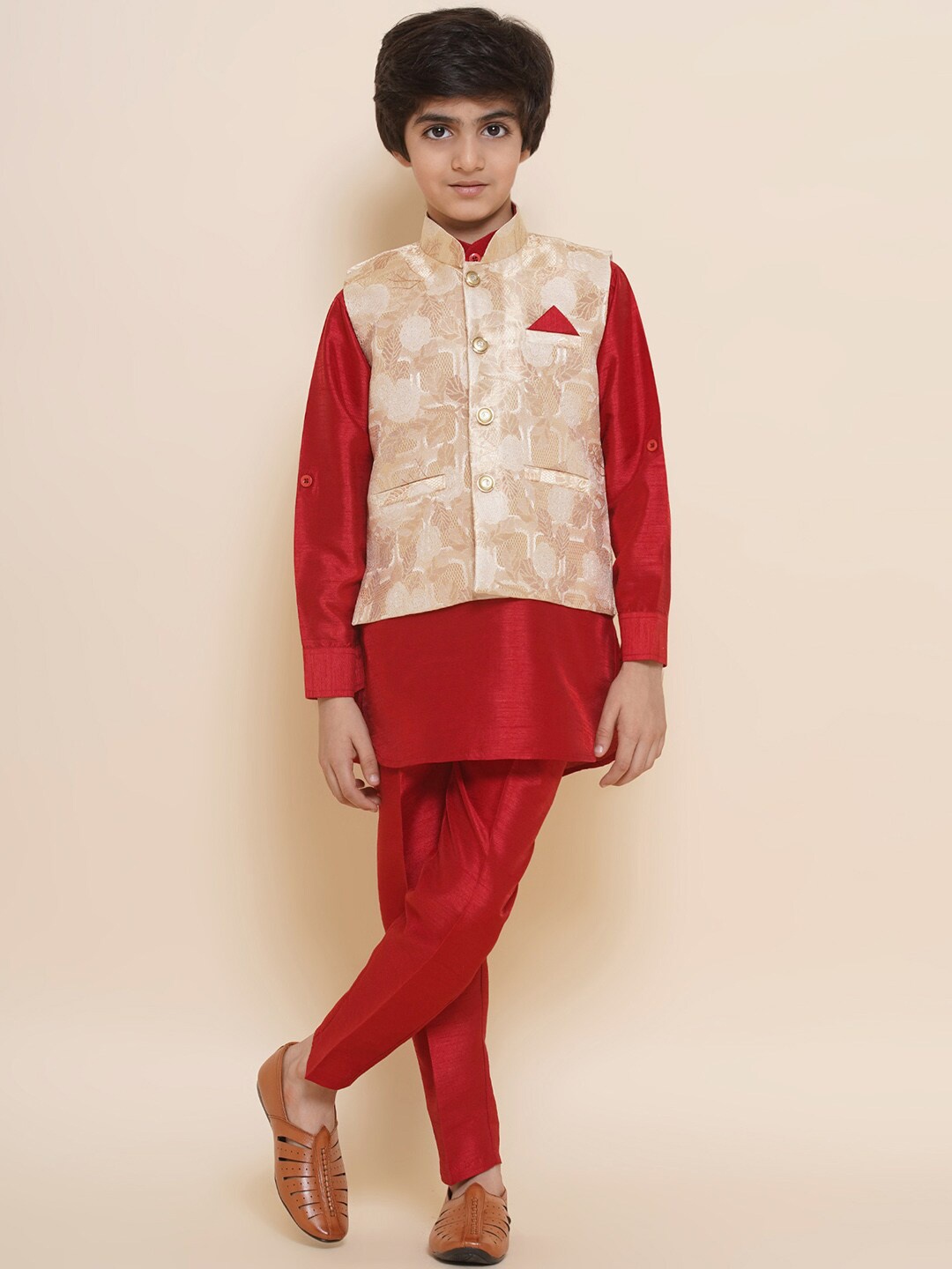 Aj DEZInES Boys Mandarin Collar Kurta with Trousers & Nehru Jacket, Red