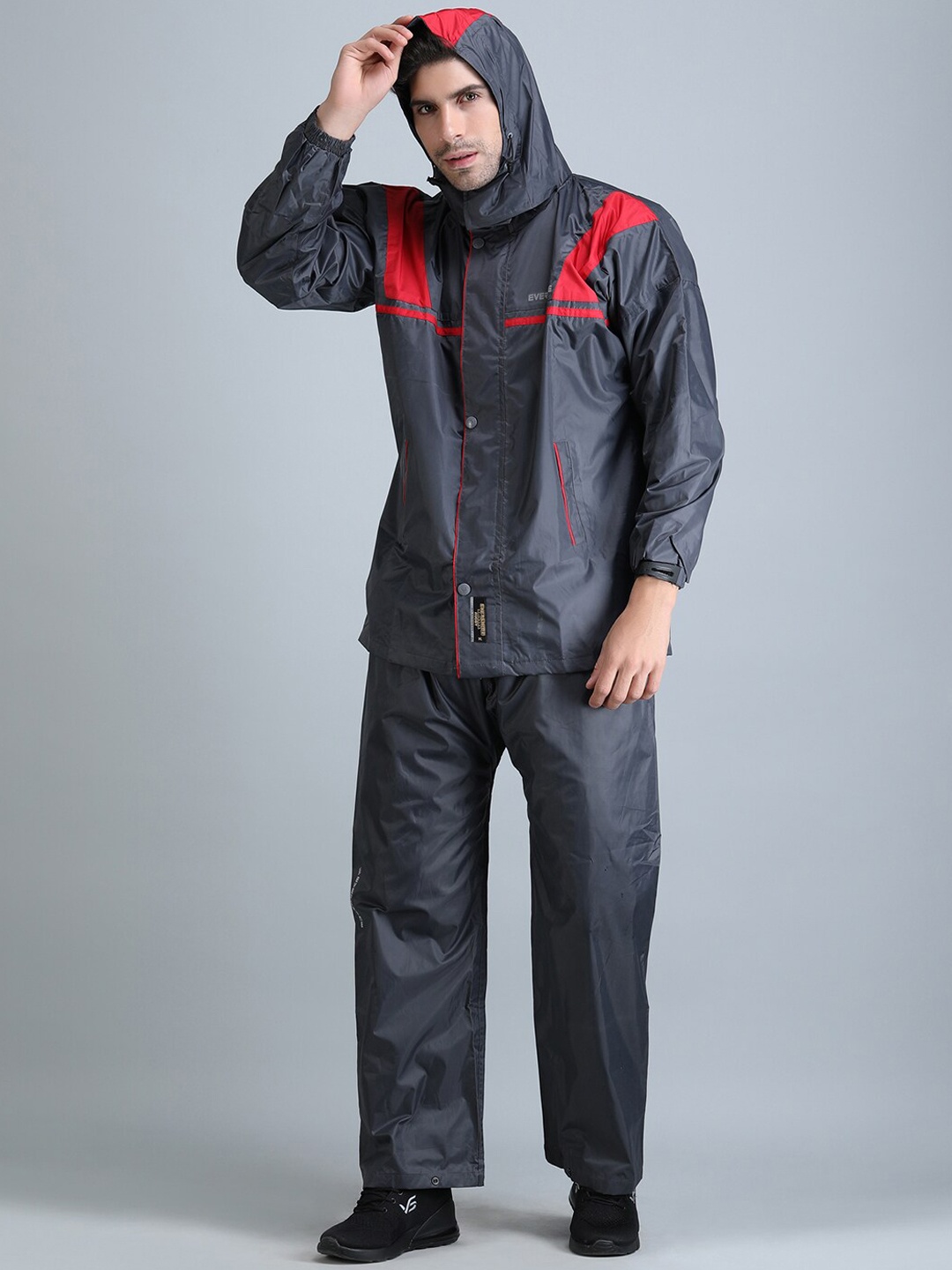 

Super Men Colorblocked Waterproof Hooded Rain Suit, Grey