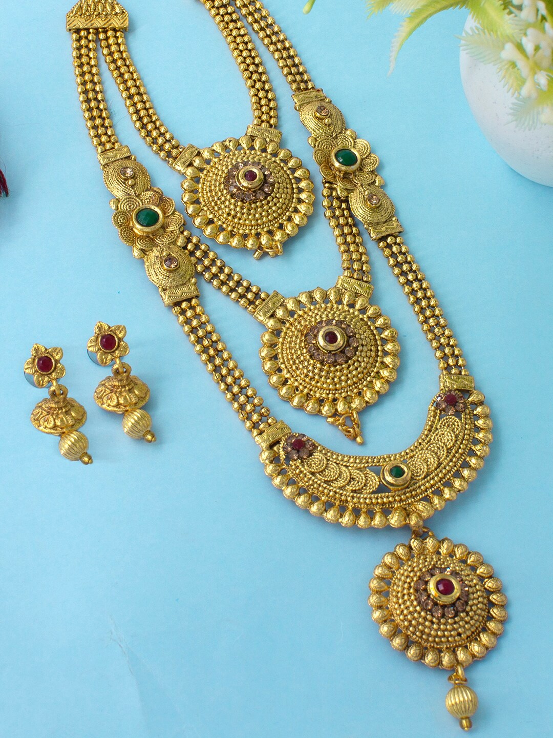 

PRIVIU Gold-Plated Stone-Studded Jewellery Set