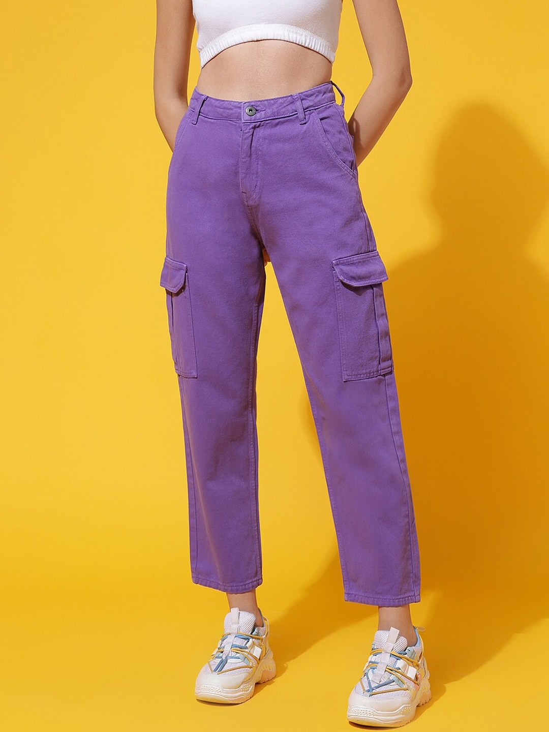 

Belliskey Women Relaxed Fit Clean Look Cotton Cargos Jeans, Purple