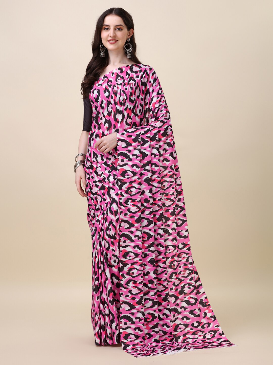

Dori Abstract Printed Saree, Pink