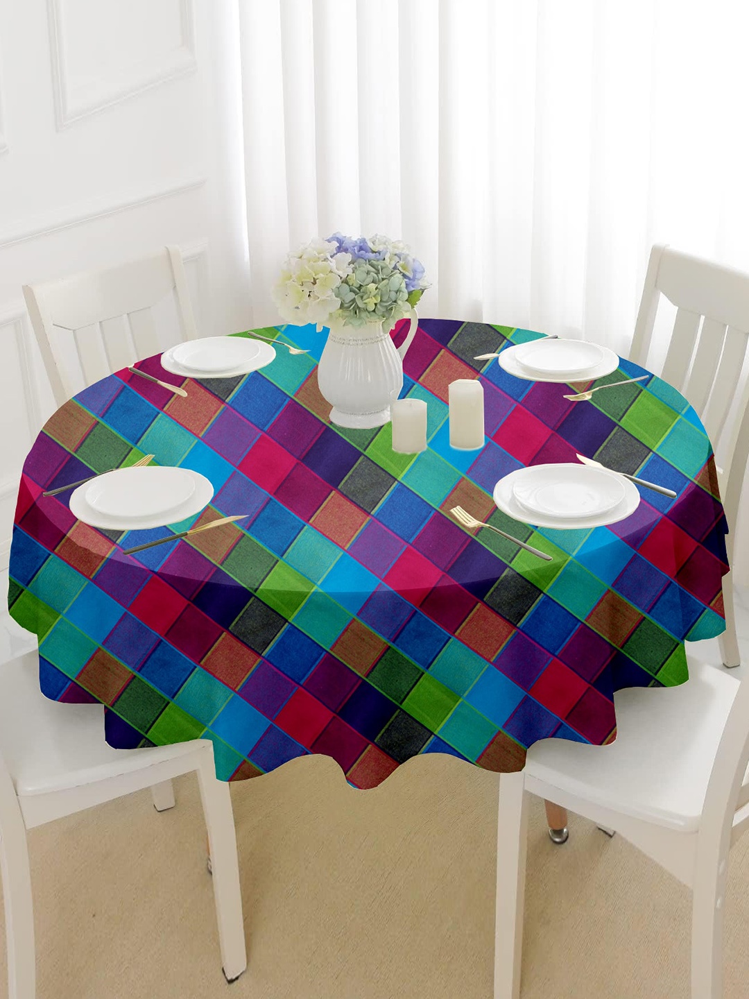 

Lushomes Blue & Red Checked Round Table Cover