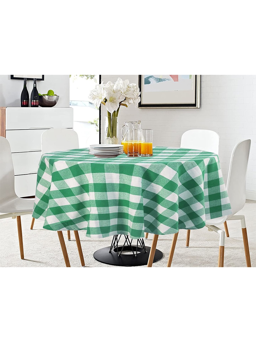 

Lushomes Green Checked Round Table Cover