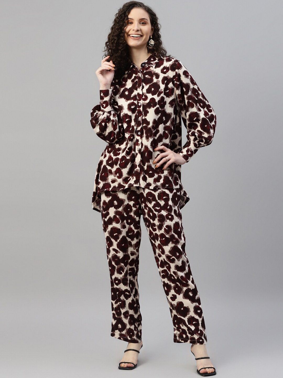 

DEEBACO Animal Printed Shirt & Trouser Co-Ords, Maroon