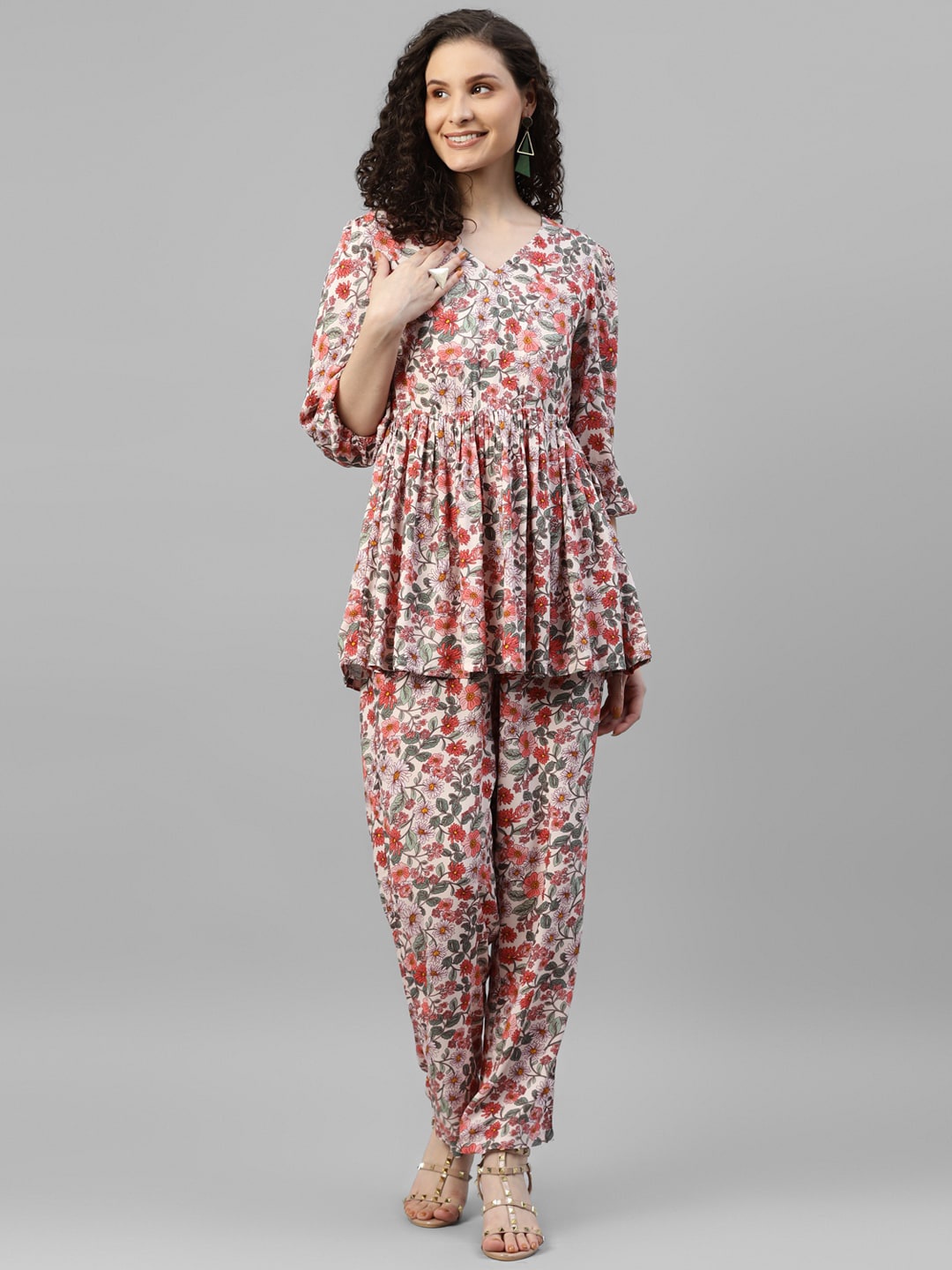 

DEEBACO Floral Printed Tunic & Trouser Co-Ords, Beige
