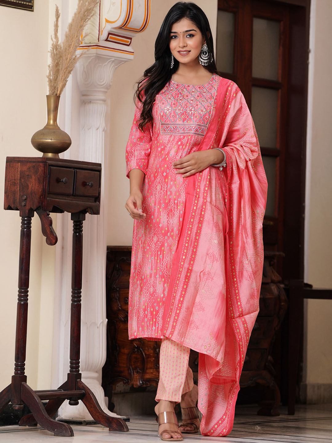 

PREKSHA Floral Printed Chanderi Silk Kurta & Trousers With Dupatta, Pink