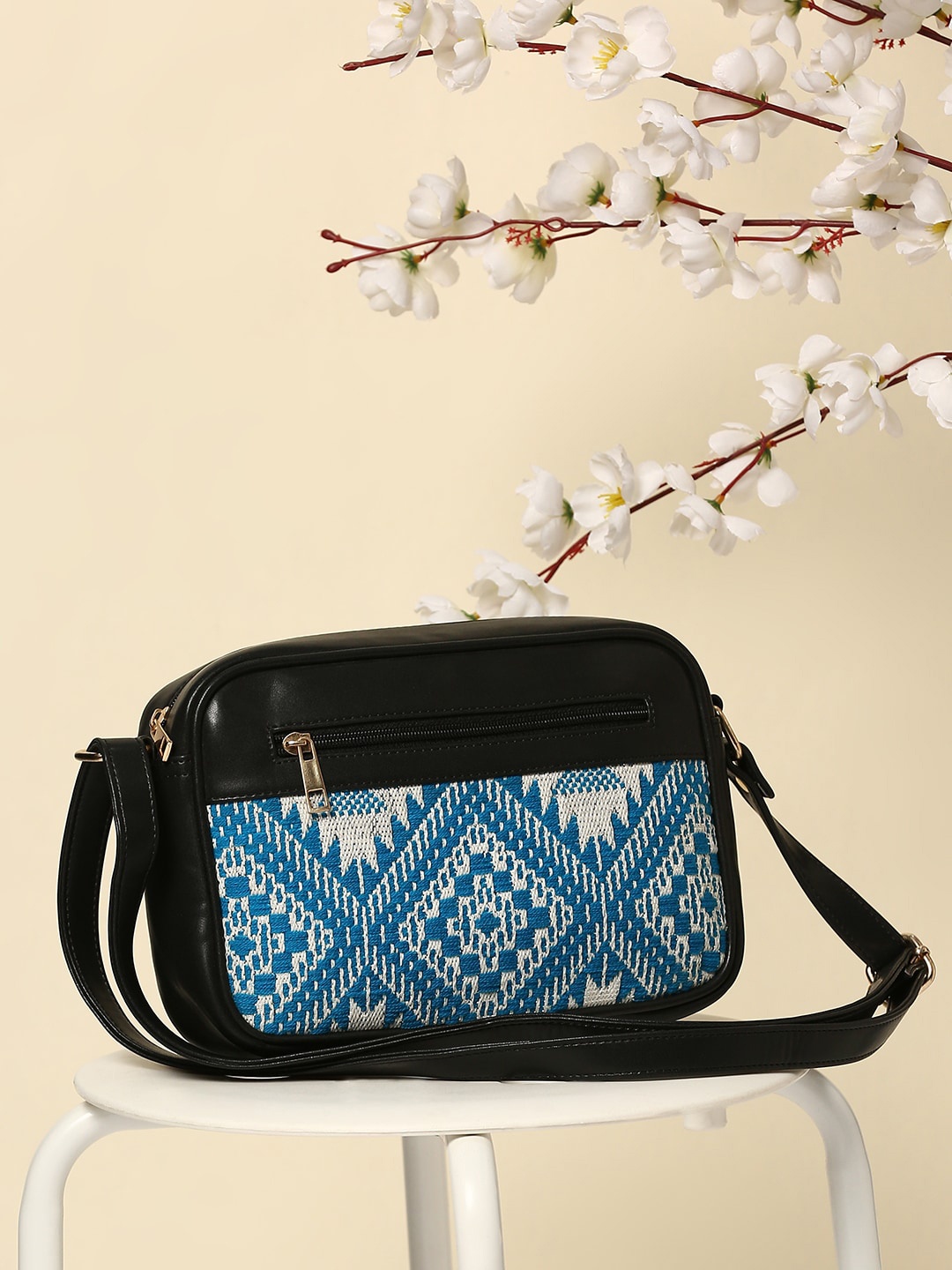 

Anouk Geometric Printed Structured Sling Bag, Blue