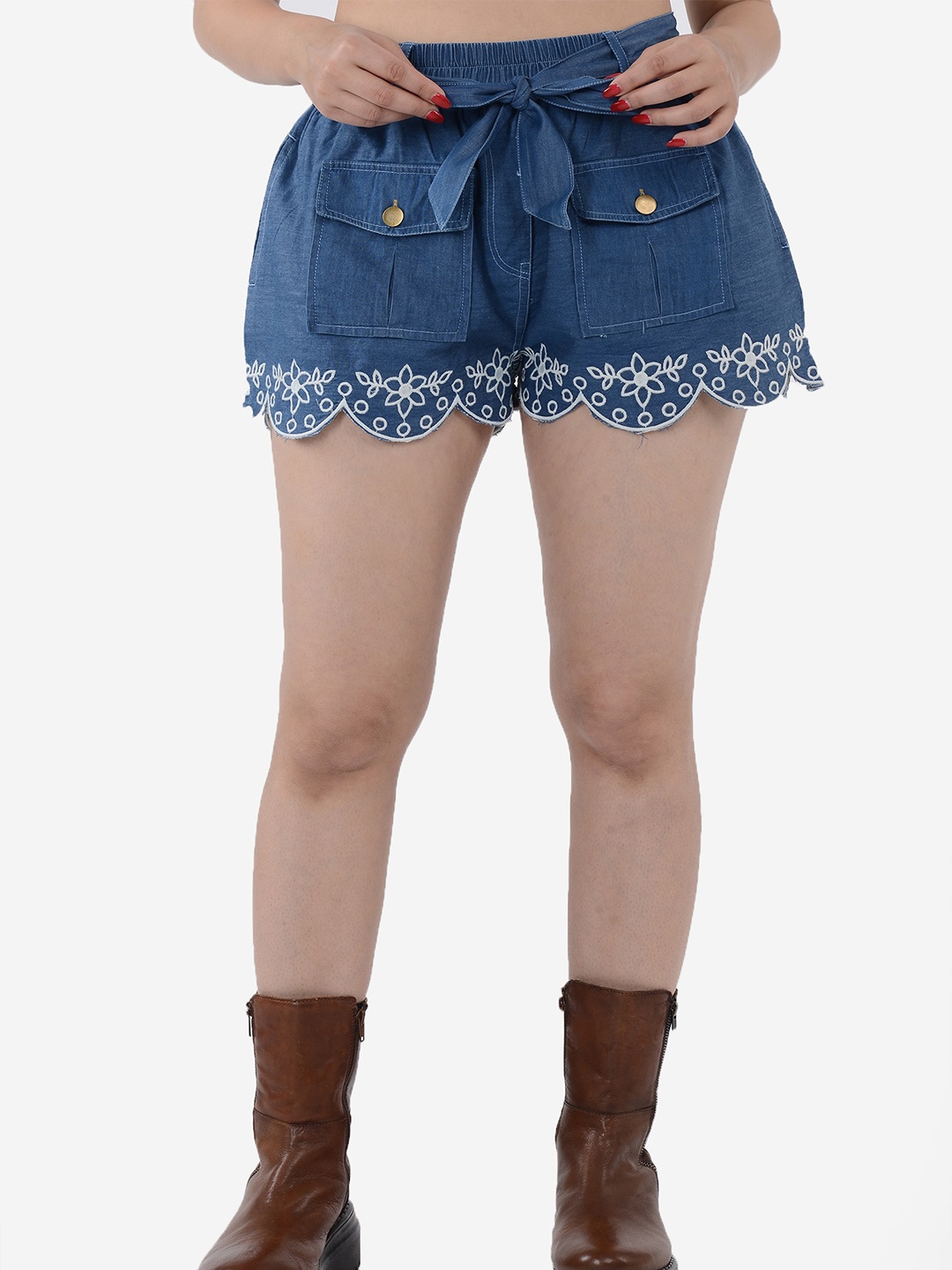 

SUMAVI-FASHION Women Mid-Rise Washed Embroidered Denim Shorts, Blue