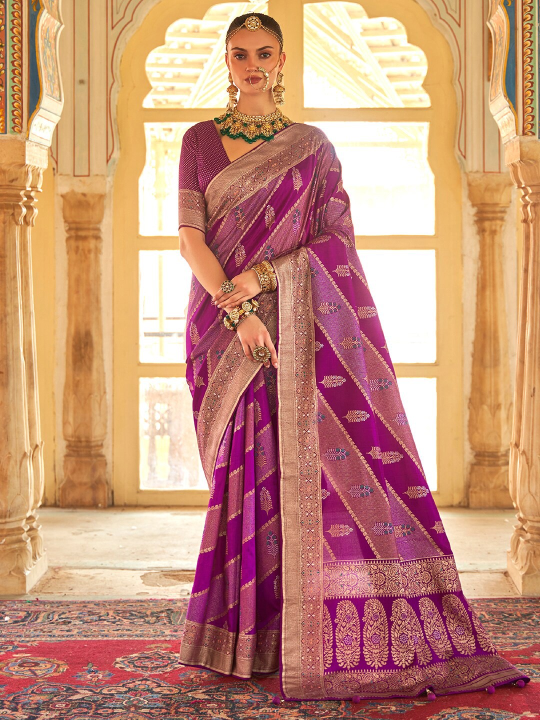 

Anouk Ethnic Motif Zari Silk Blend Banarasi Saree With Blouse Piece, Magenta