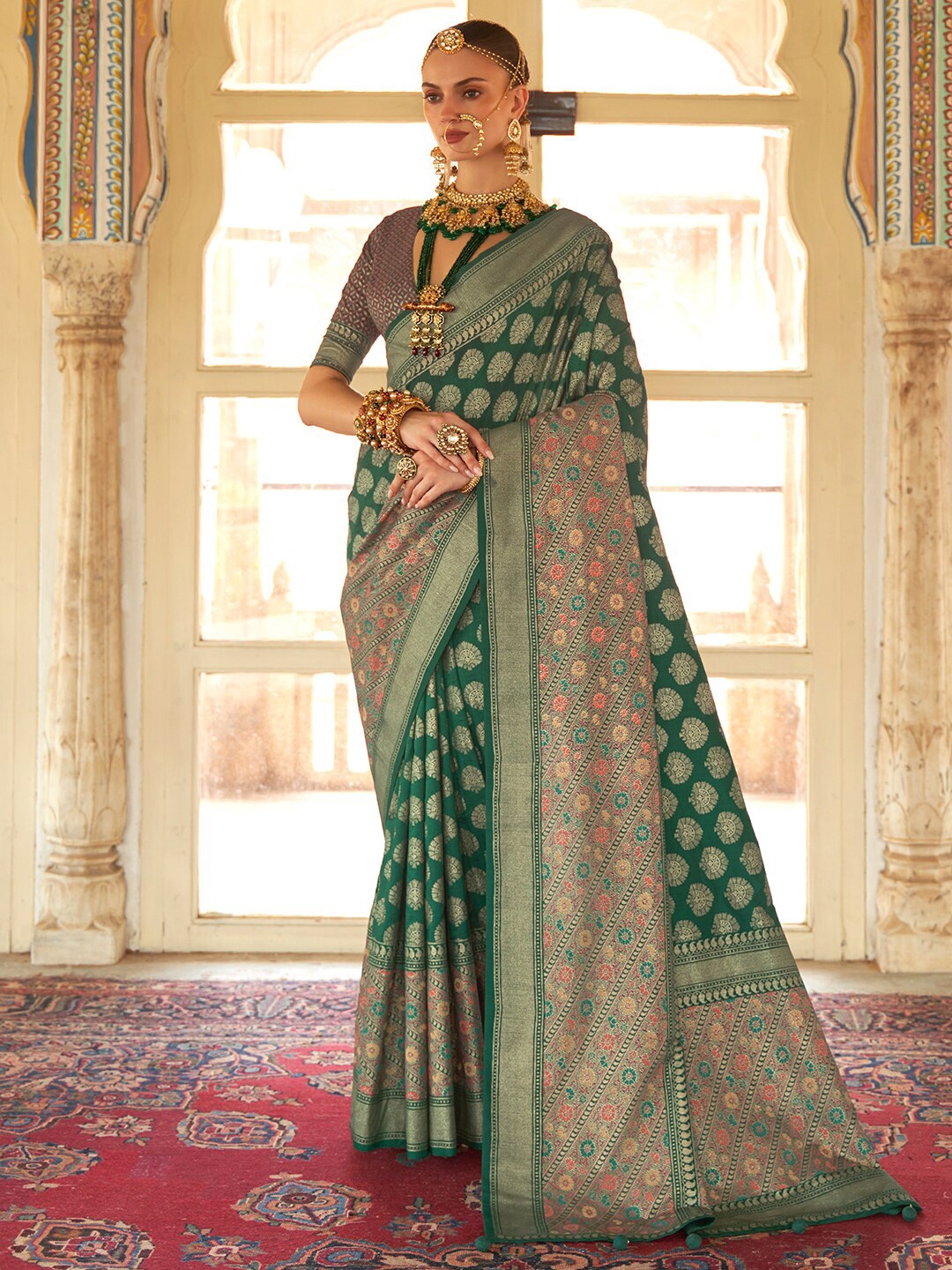 

Anouk Ethnic Motif Zari Silk Blend Banarasi Saree With Blouse Piece, Green