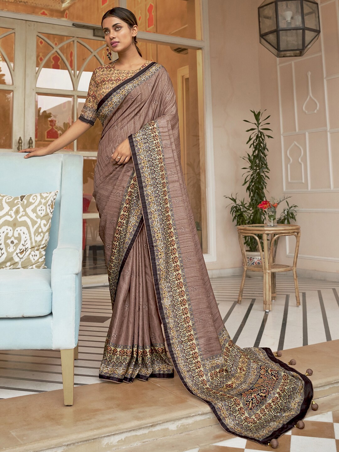 

Anouk Embroidered Bagh Saree, Brown