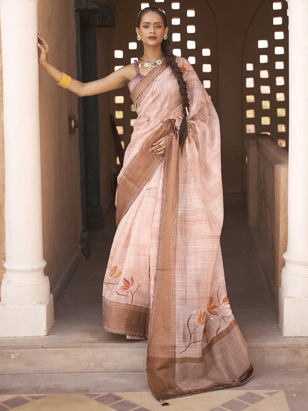 

Anouk Floral Woven Design Silk Blend Banarasi Saree, Peach