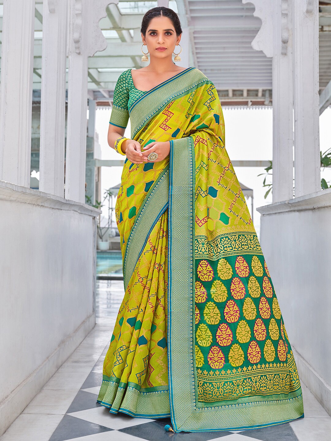 

Anouk Ethnic Motifs Printed Zari Pure Georgette Pochampally Saree, Green