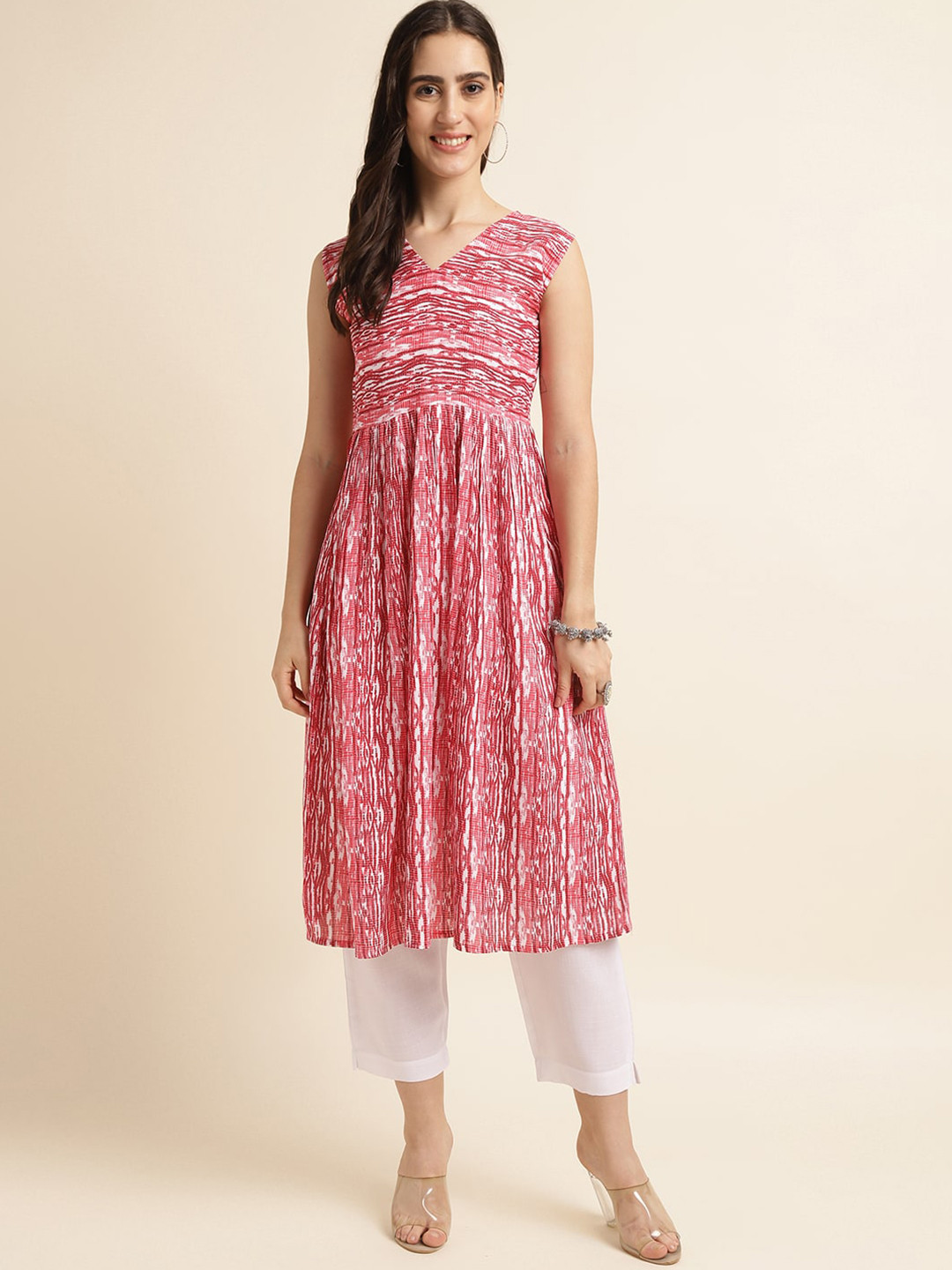

Fabclub Abstract Printed Regular Kurta with Trousers, Red