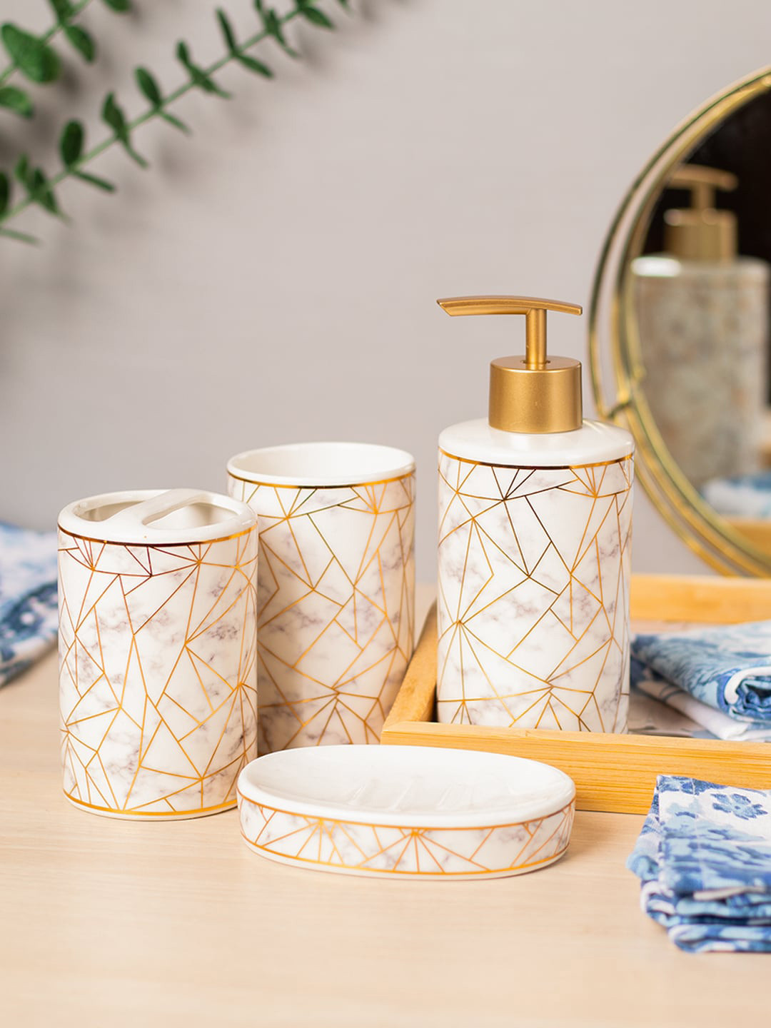 

MARKET99 White 4-Pieces Printed Ceramic Bathroom Accessories