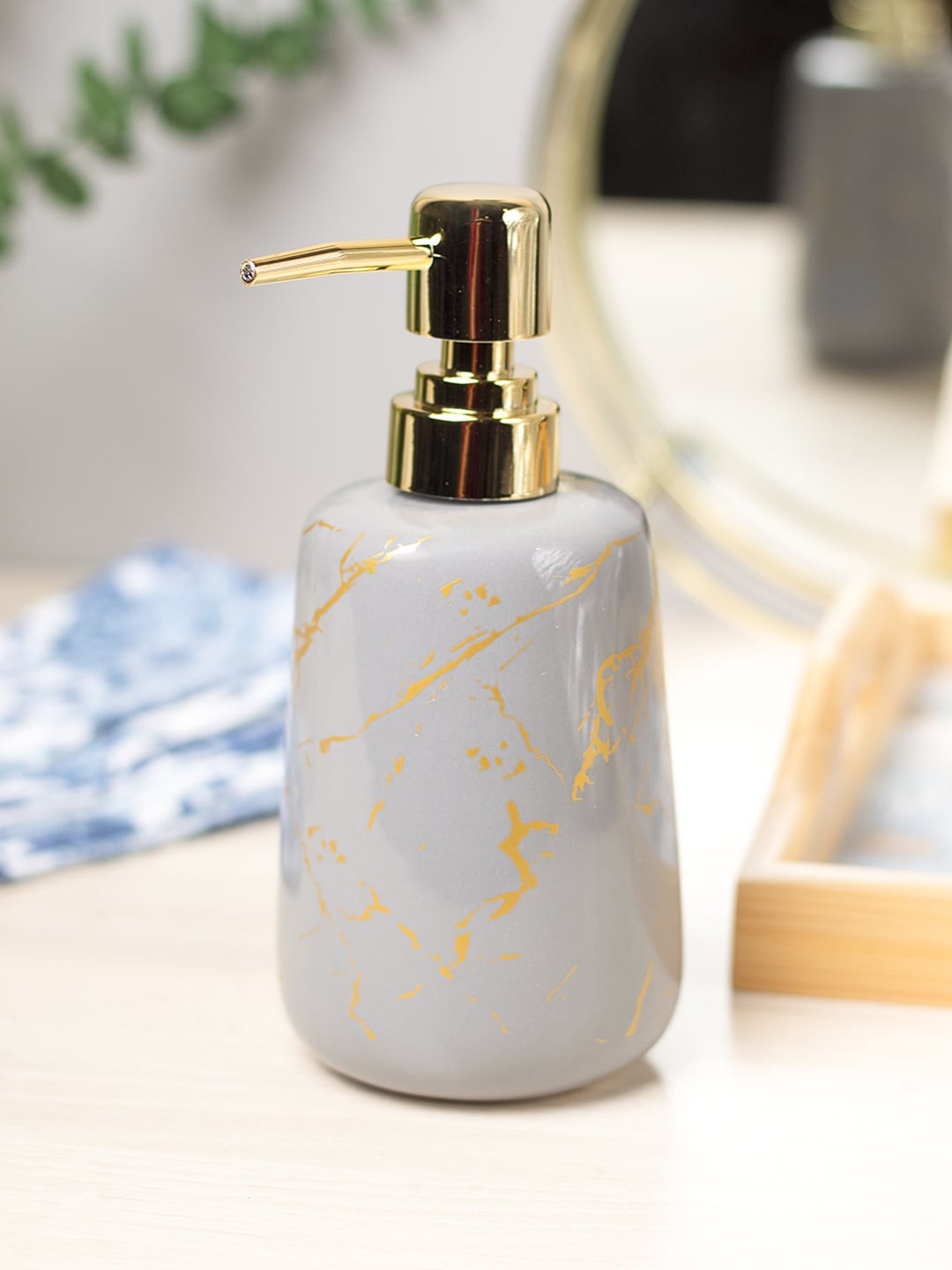 

MARKET99 Grey Printed Ceramic Soap Dispenser