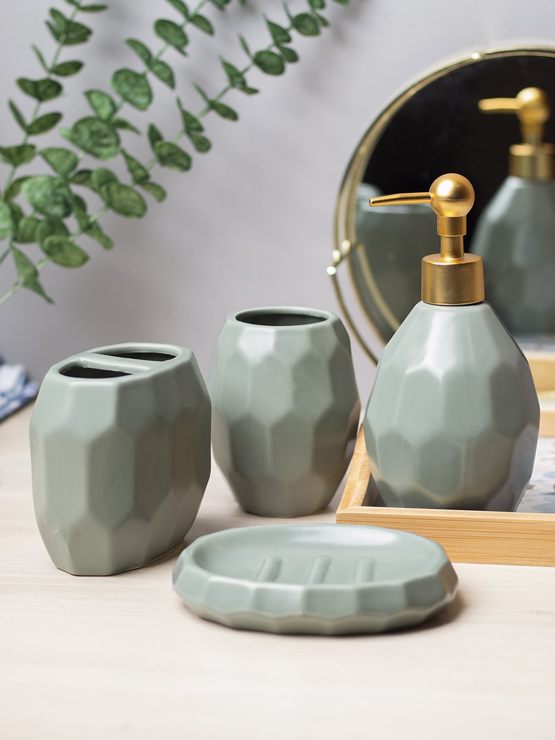 

MARKET99 Green Textured Bath Accessories Set
