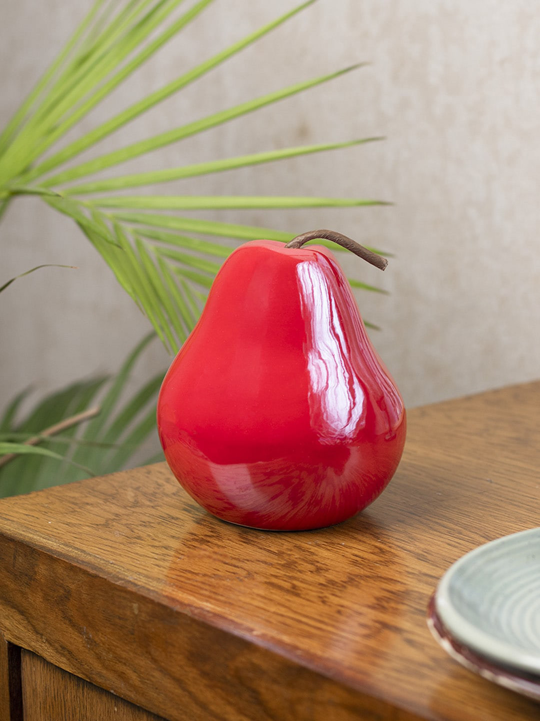 

MARKET99 Red Pear Ornament Showpiece