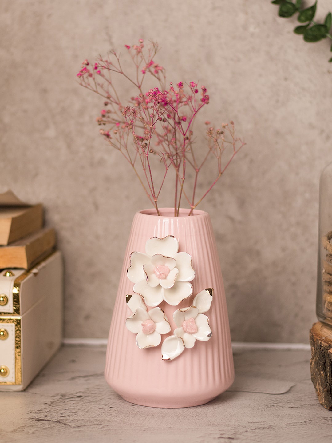

MARKET99 Pink & White Textured Ceramic Flower Vase