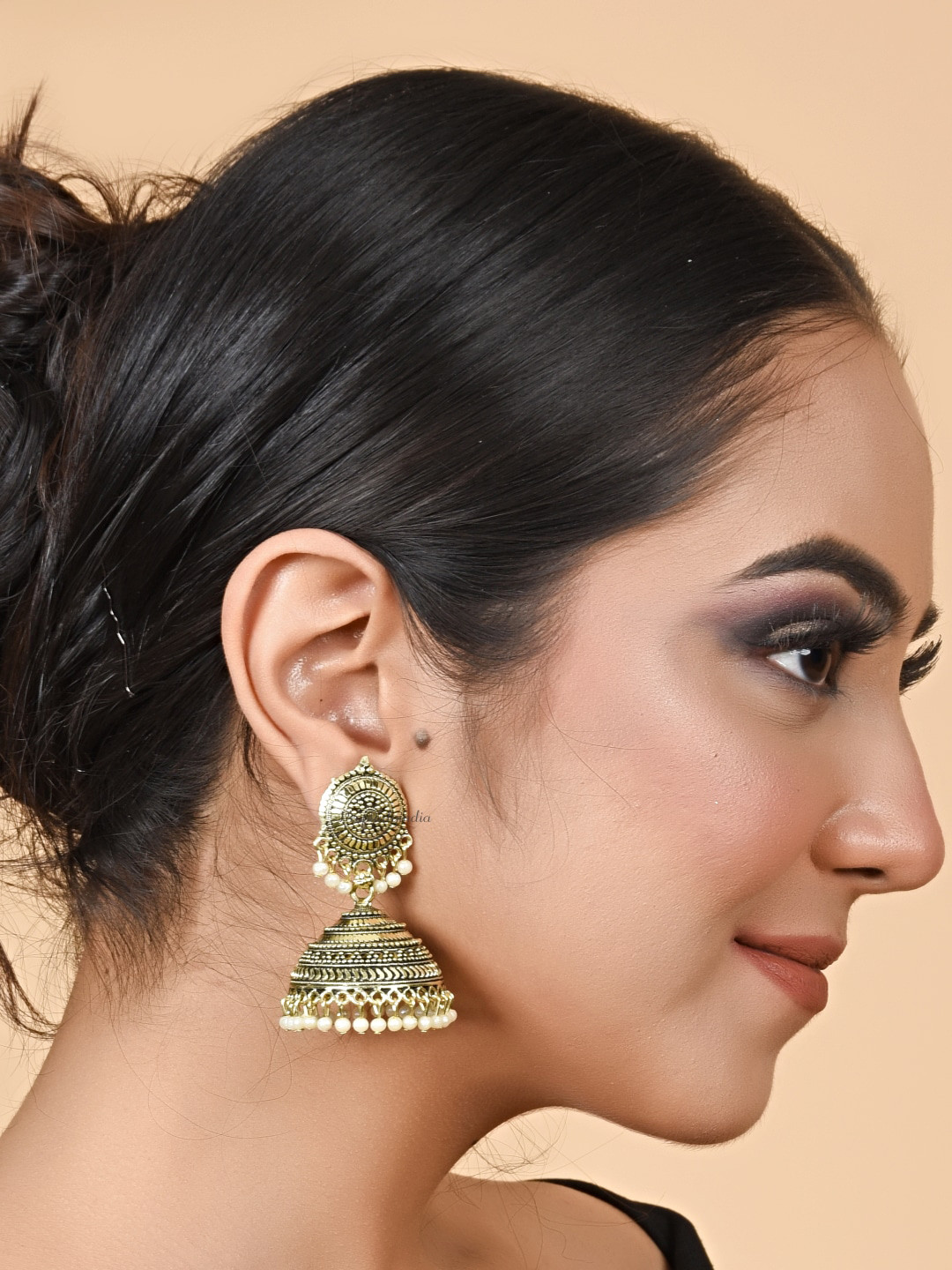 

Proplady German Silver Dome Shaped Jhumkas Earrings, Gold
