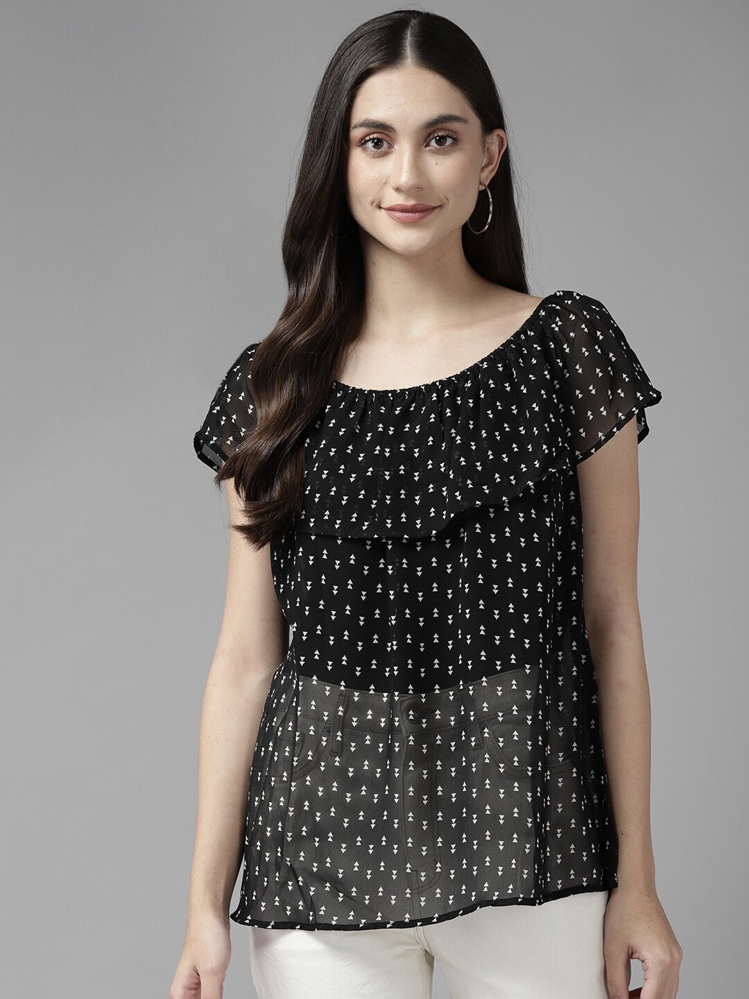 

BAESD Printed Extended Sleeves Top, Black