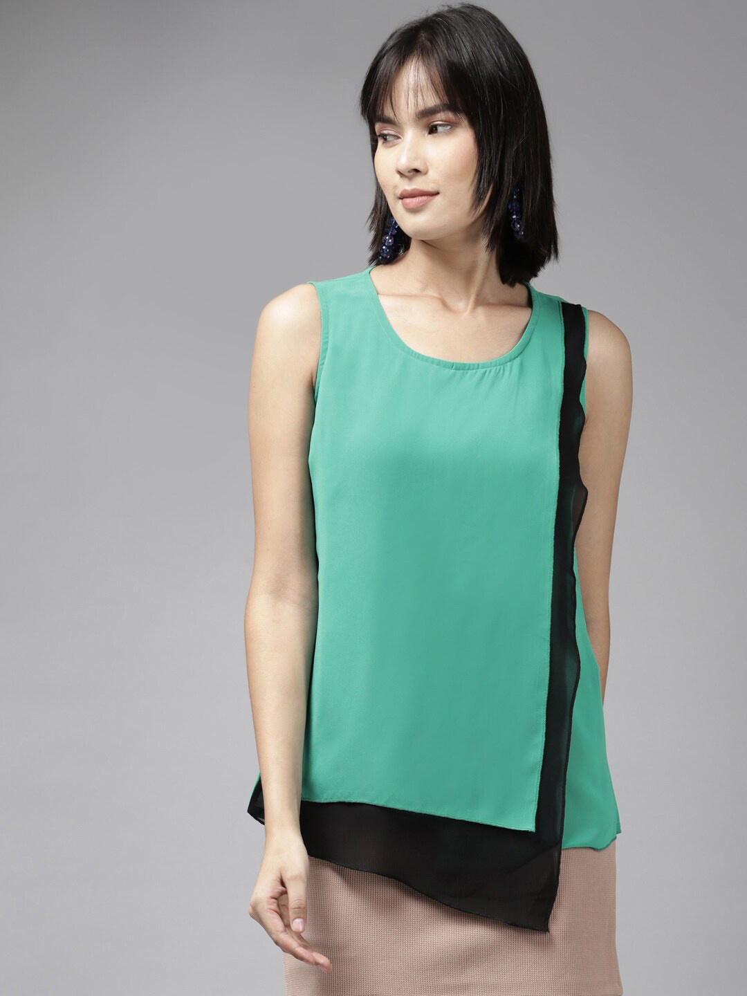 

BAESD Colourblocked Round Neck Sleeveless Top, Green
