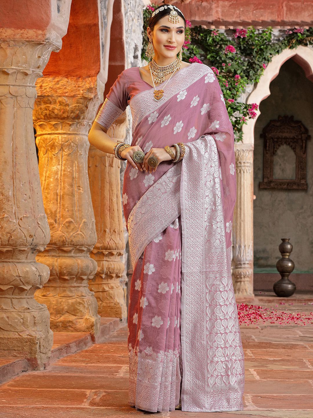

Mitera Floral Printed Zari Banarasi Saree, Pink