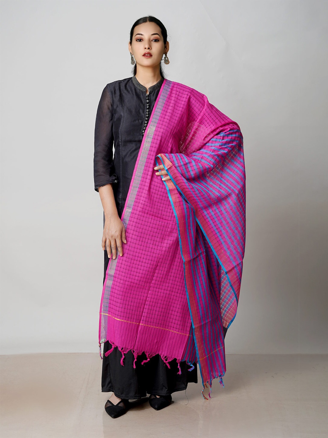 

Unnati Silks Checked Zari Pure Cotton Dupatta, Pink