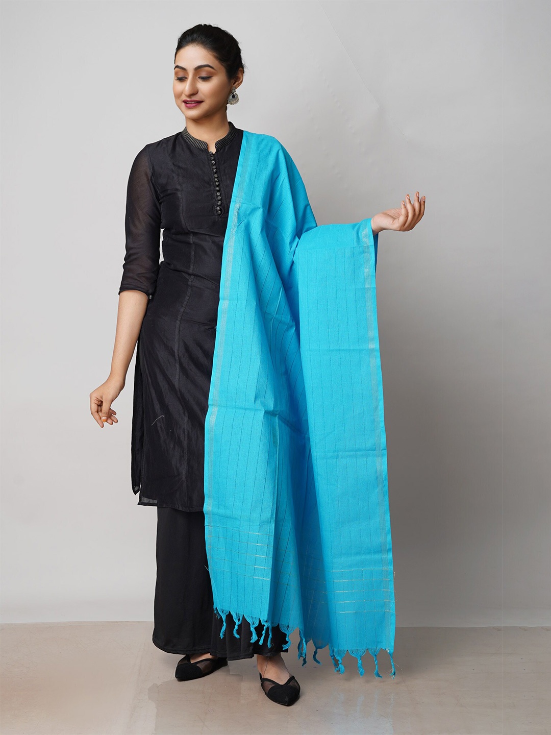 

Unnati Silks Striped Zari Pure Cotton Dupatta, Blue