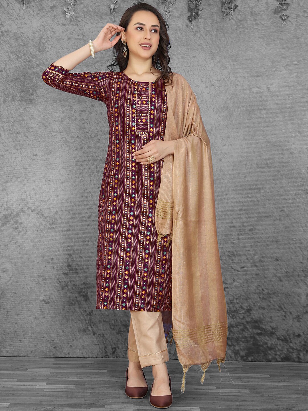 

KALINI Printed Regular Kurta with Palazzos & Dupatta, Maroon