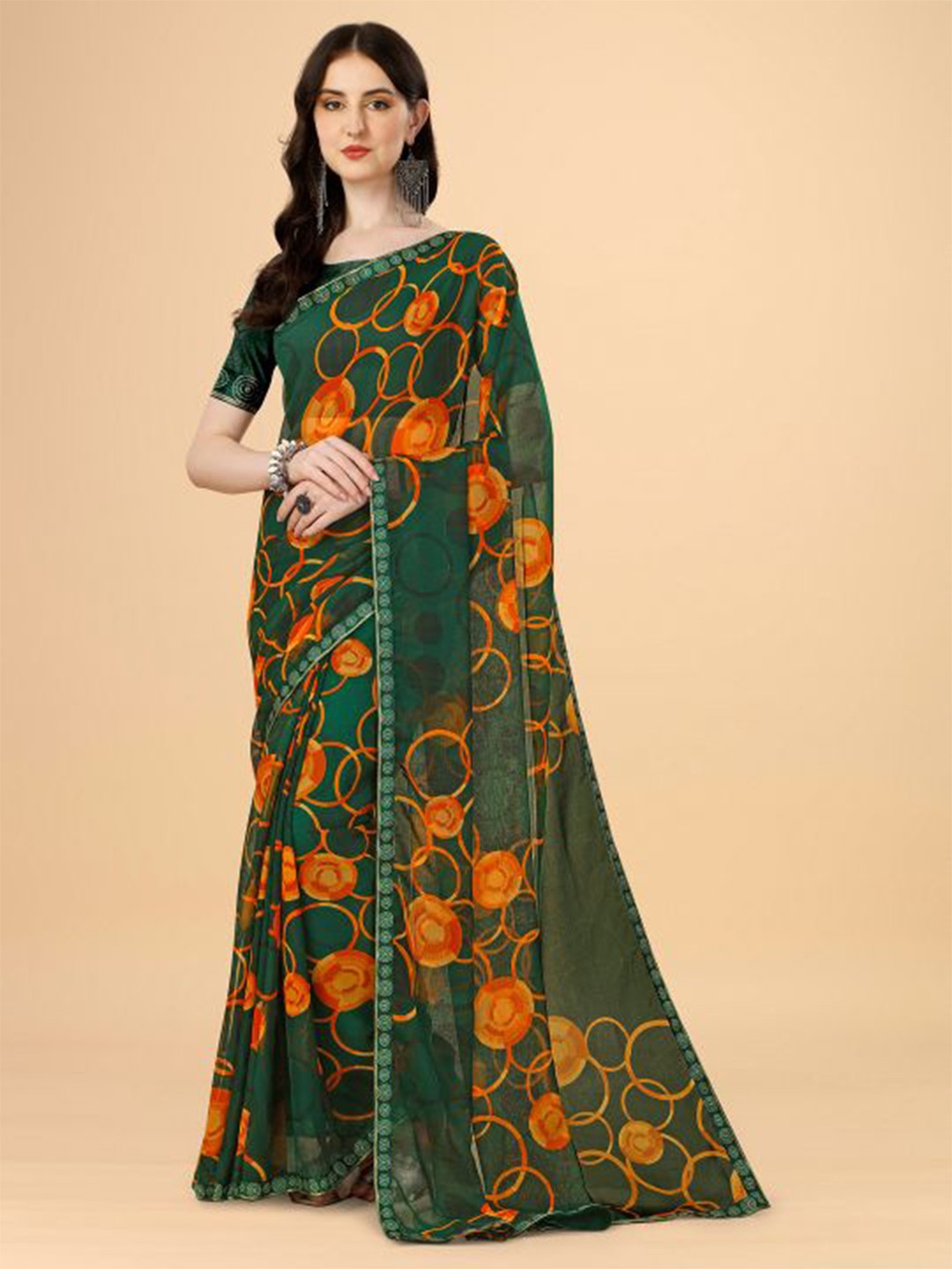 

Dori Geometric Printed Saree, Green