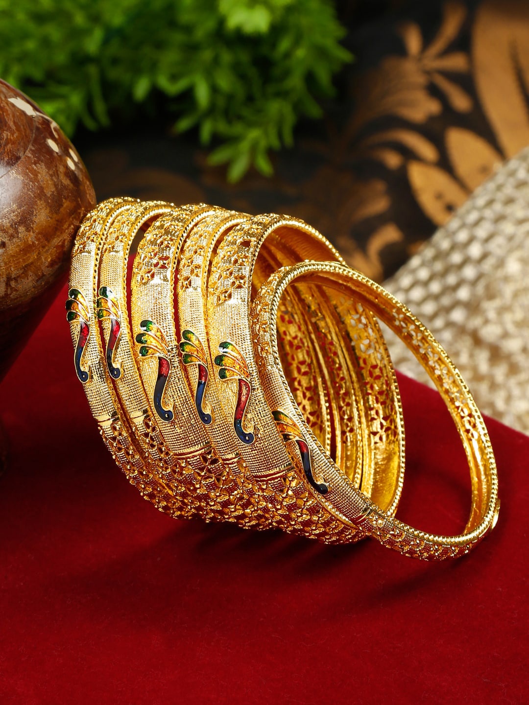 

YouBella Set Of 6 Gold-Plated Bangles